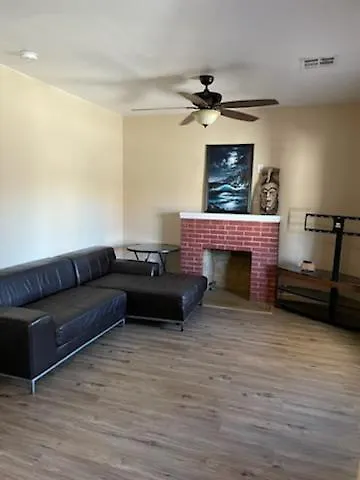Private In Downtown Full Kitchen And Bathroom Shared Arts Roosevelt Row Convention Center Stadiums Asu Downtown Séjour chez l'habitant Phoenix